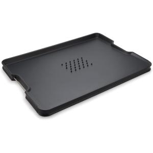 Joseph Joseph Cut&Carve Plus – Non-Slip, Multi-Function, Double-Sided Cutting Board for Food Preparation and Carving- Dishwasher Safe, Extra Large, Red(Black)